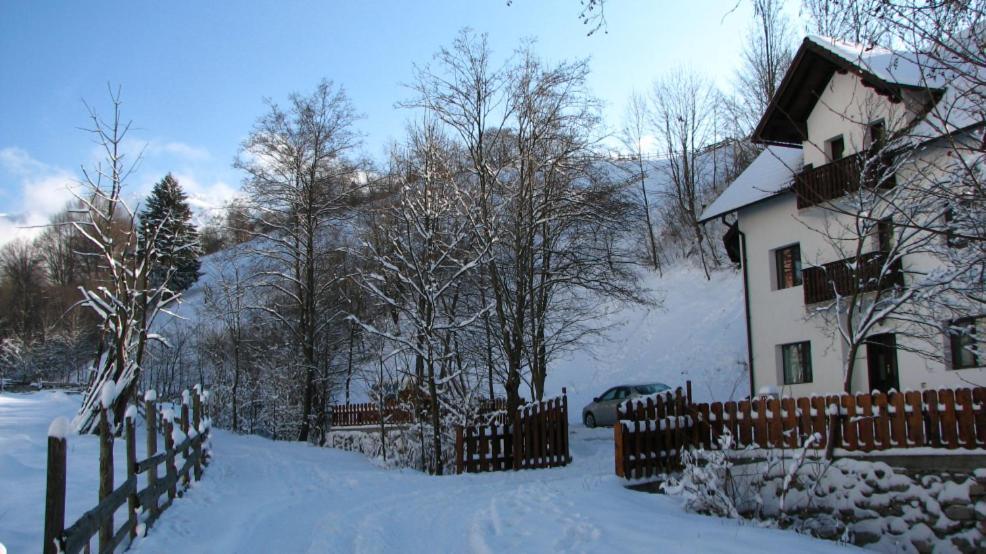 Villa La Craita à Bran  Extérieur photo